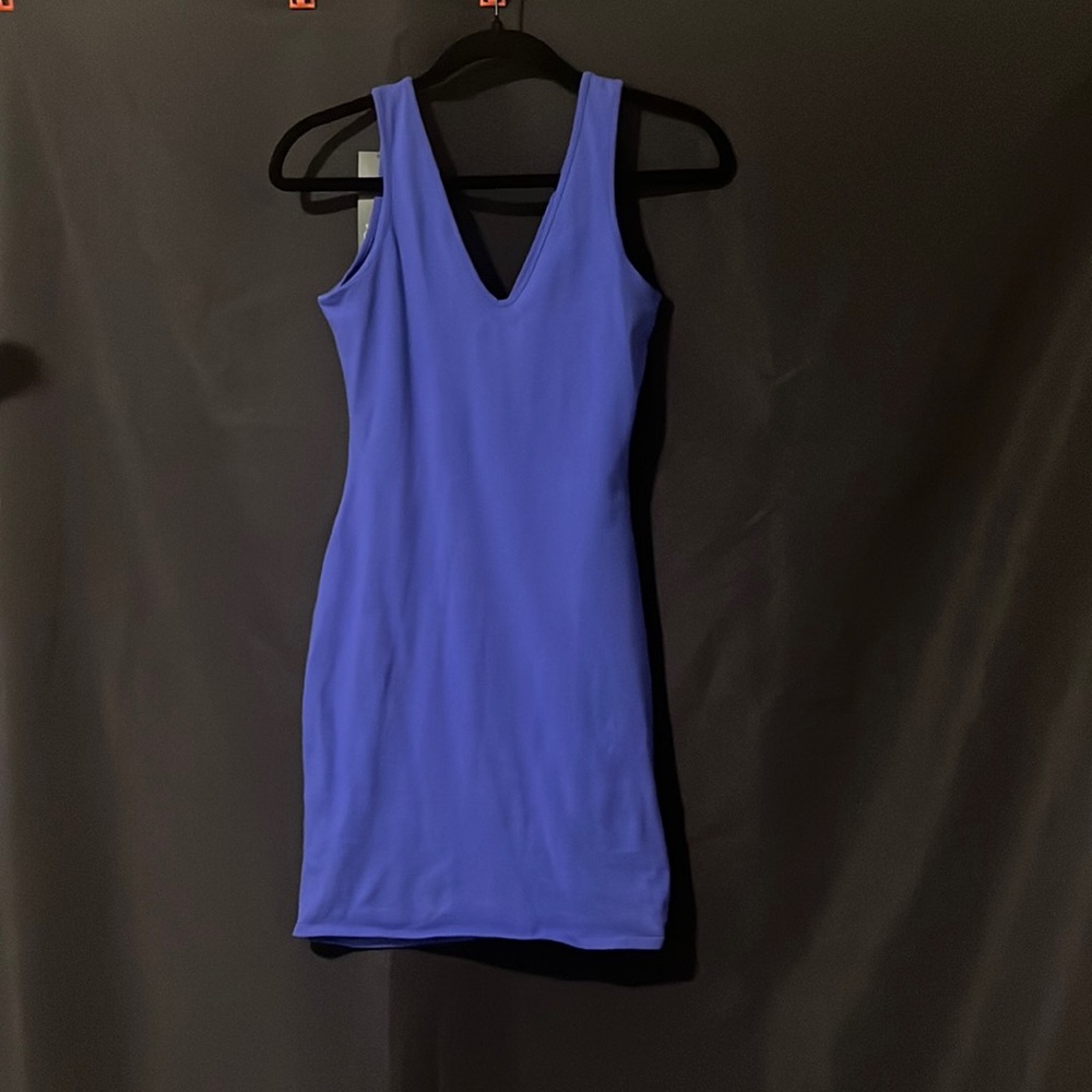 Blue bodytight dress from target. V neck. Size medium. NWT.
